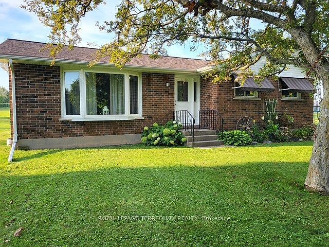 1st image of 320 Myrtle Rd E