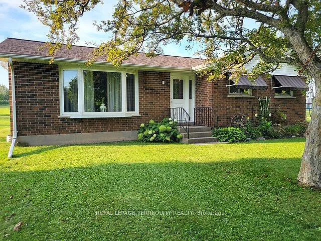 320 Myrtle Rd E