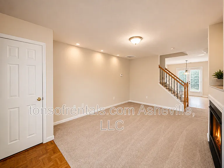 85 Farington Cir — Photo 5