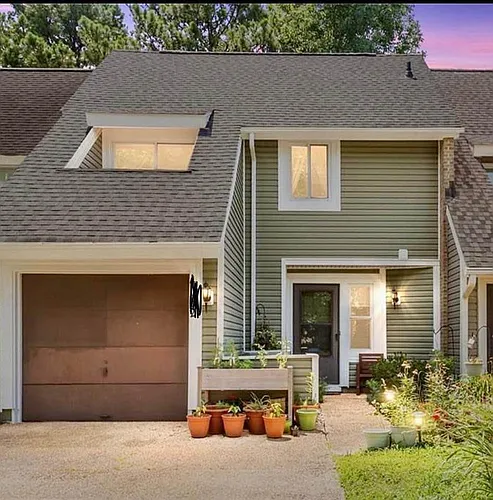 4062 Lake Ridge Cir Photo 1