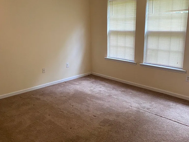 300 Southmen Ln #1 — Photo 10