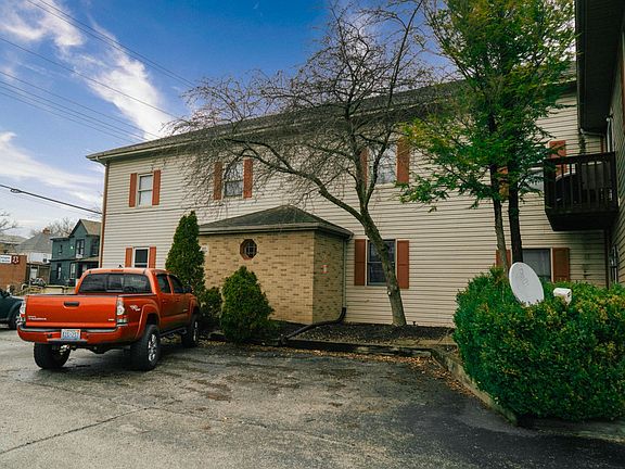 3rd image of 905 Union St #6