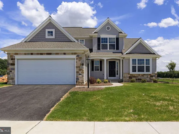 1103 Tolman St, Mechanicsburg, PA 17055