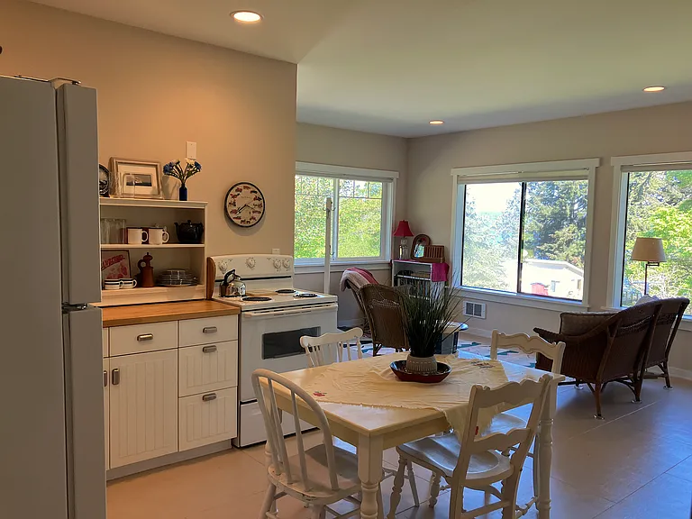 23017 59th Pl SW #B — Photo 4