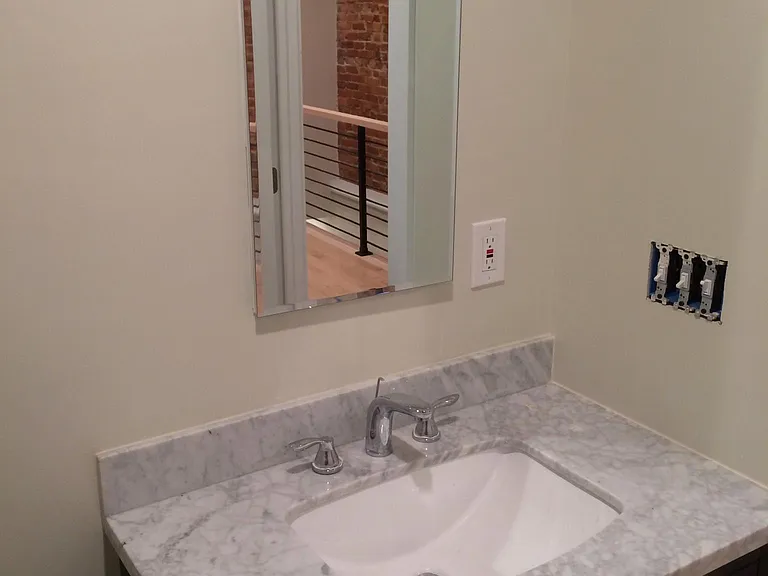 1211 Euclid St NW #1 — Photo 8
