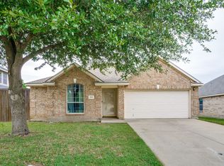 910 Remington Ranch Rd, Mansfield, TX 76063