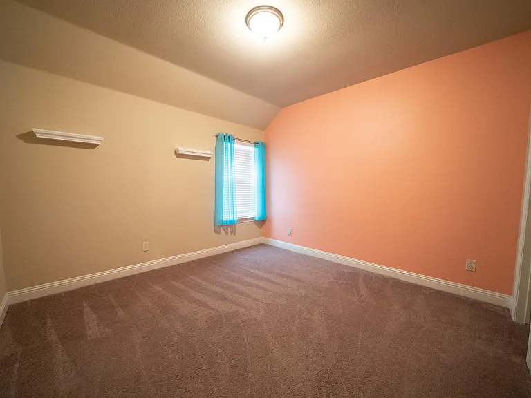 127 Charleston Ln — Photo 14