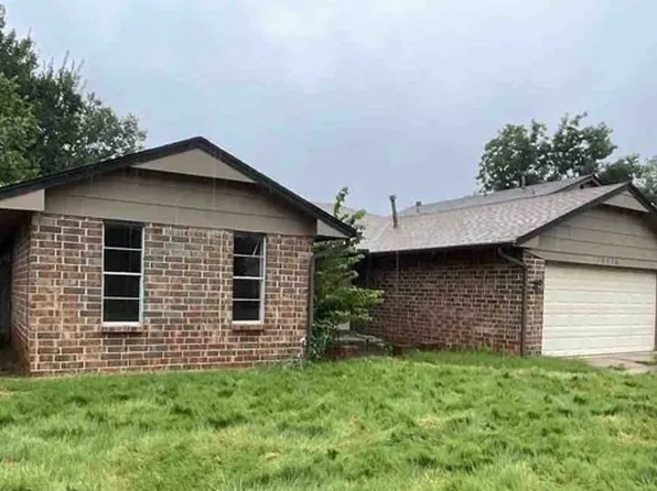 10516 Blue Spruce Rd, Oklahoma City, OK 73162