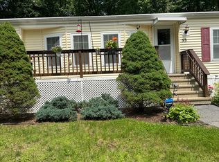 33 Colchester Cmns, Colchester, CT 06415