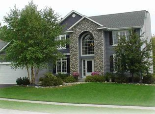 7962 Inland Ln N, Maple Grove, MN 55311