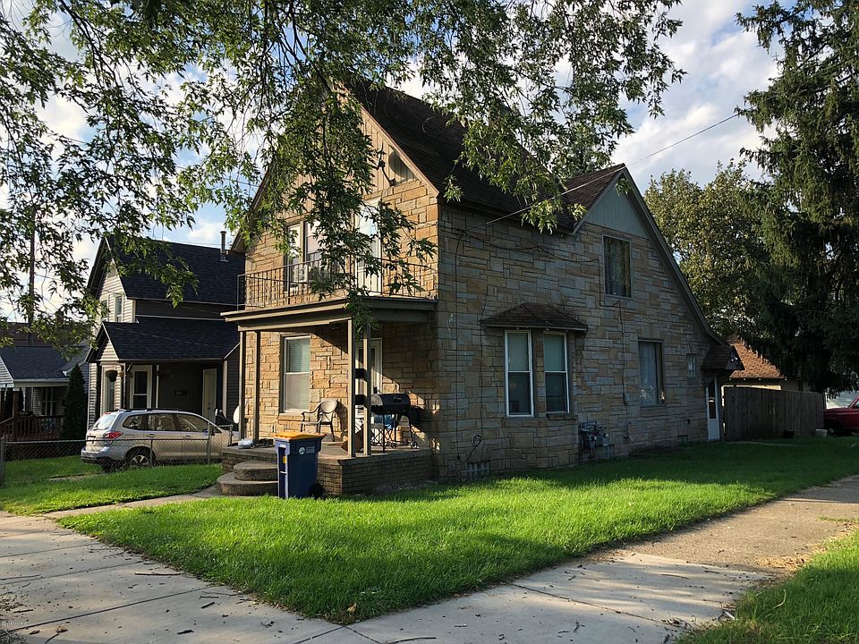 1st image of 1001 11th St NW