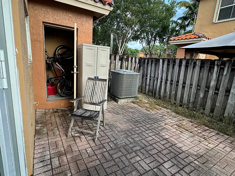 8508 NW 141st Ter #501 — Photo 19