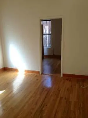 Rented by Sovereign Associates | media 22