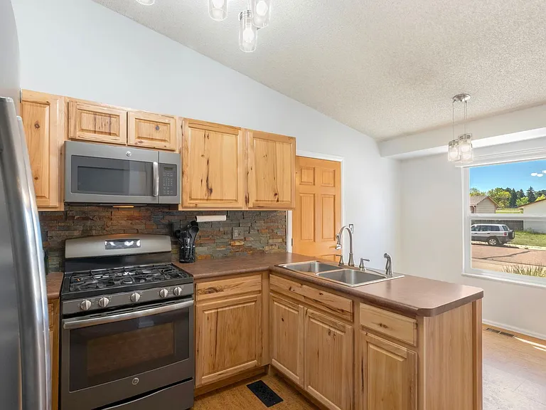 3117 Moonbeam Cir S — Photo 11