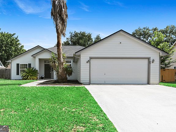 3rd image of 57 Creekside Dr