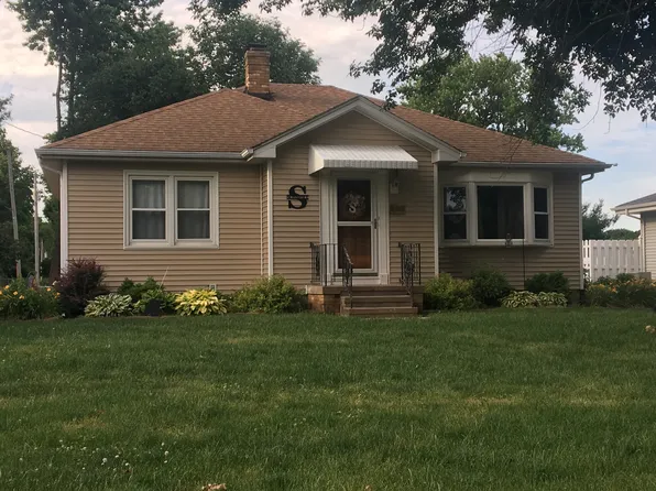 607 15th Ave, Orion, IL 61273