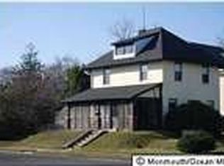 401 Morris Ave, Spring Lake, NJ 07762