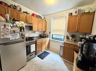 30-71 33rd St #4L, Astoria, NY 11103