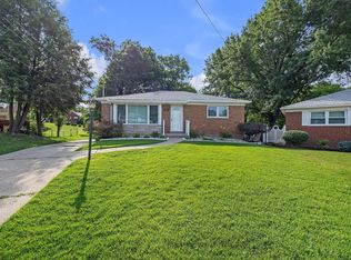 2401 Pinwood Ln, Cincinnati, OH 45239