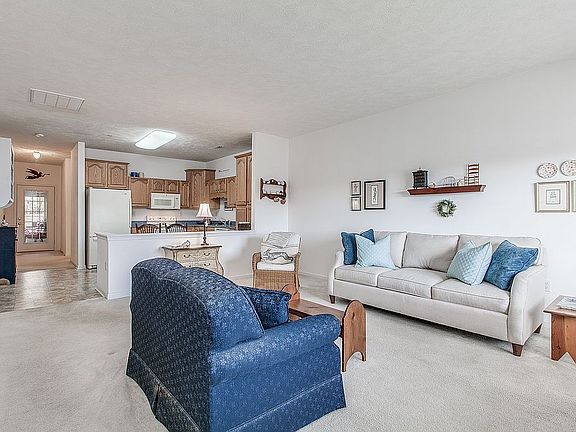 5th image of 321 Sunbrook Ln #99