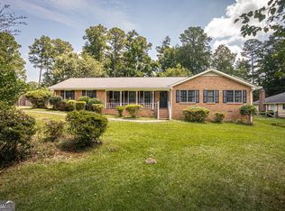 2252 Timber Ln, Snellville, GA 30078