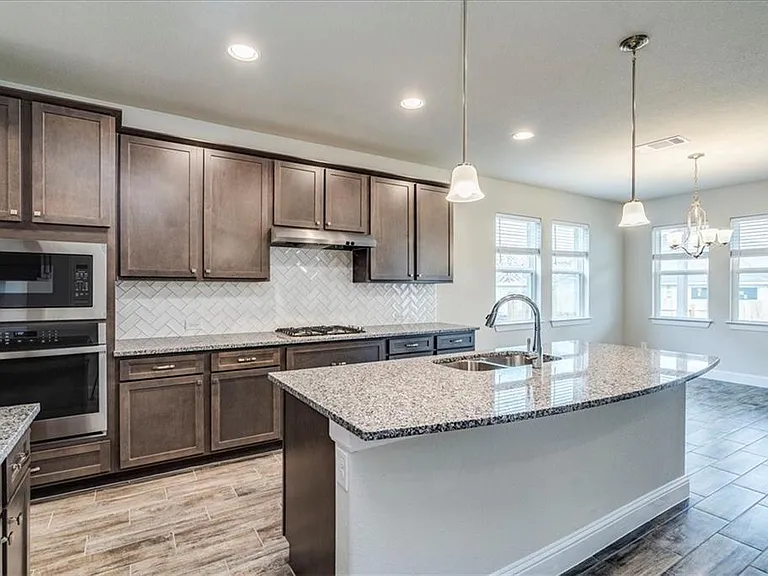 6513 Folsom Ave — Photo 3