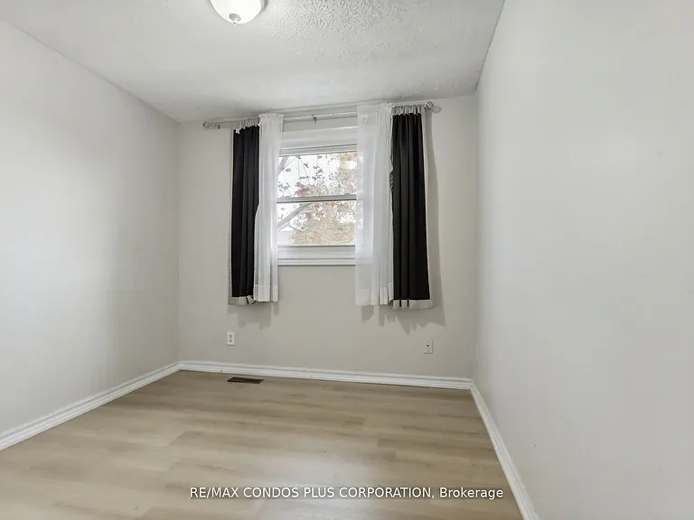 294 Fergus Ave #2 — Photo 11