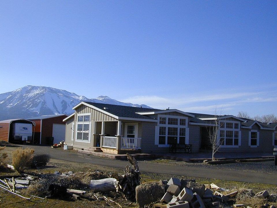 house/garage