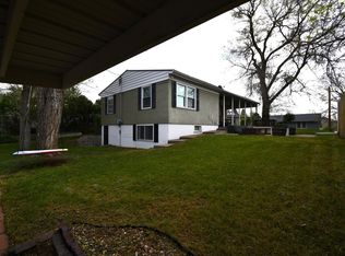 107 Glenwood Ave, Glendive, MT 59330