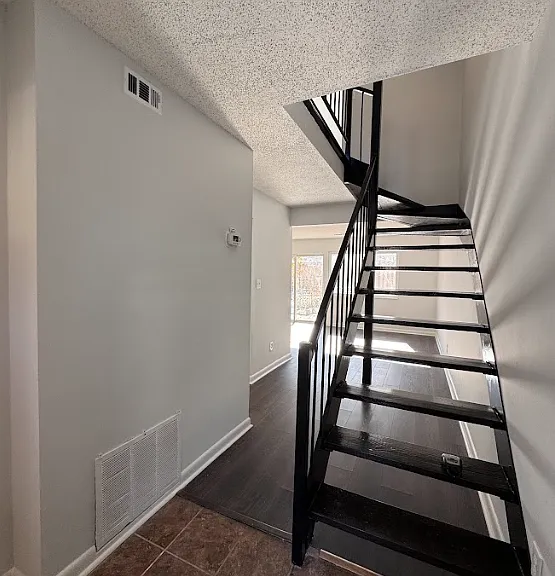 220 Elizabeth St #E8 — Photo 3
