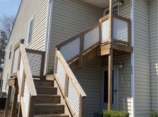 4251 Thalia Station Cir, Virginia Beach, VA 23452
