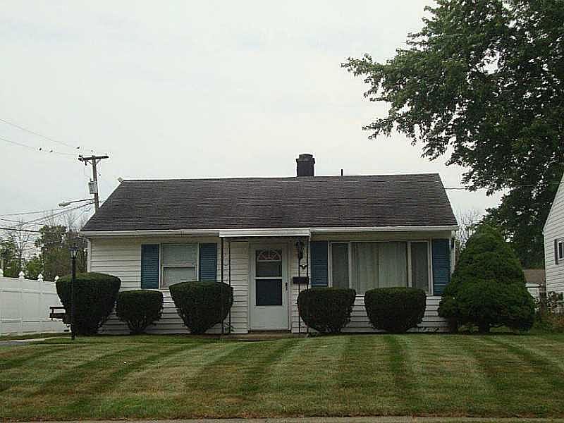 1st image of 1401 Severs Dr