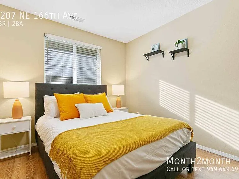 1207 NE 166th Ave — Photo 13