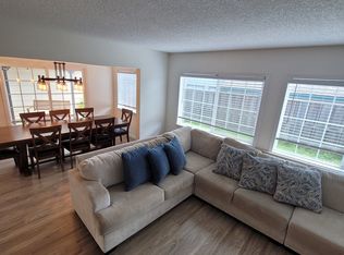 94-1195 Nanilihilihi St, Waipahu, HI 96797