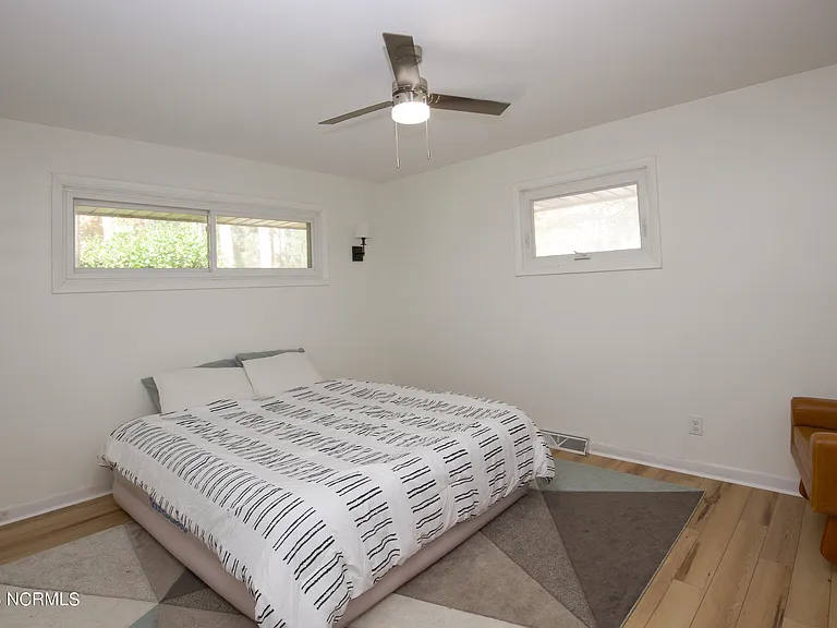 1000 Robinwood Rd — Photo 32