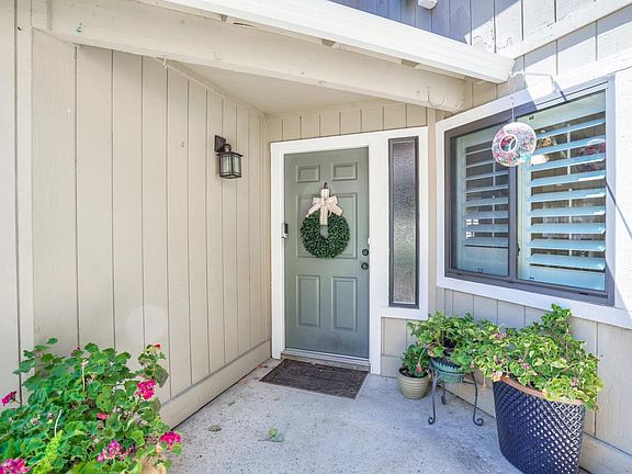 5th image of 17080 Creekside Cir