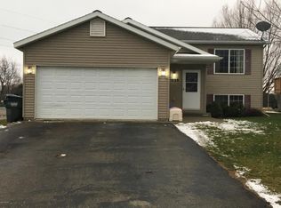 1325 Natures Trl, Alexandria, MN 56308