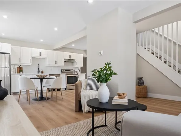 491 Upper Wentworth St, Hamilton, ON L9A 4T8