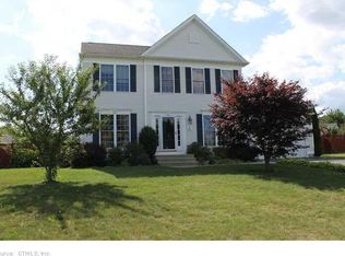 61 Tum A Lum Cir, Westerly, RI 02891