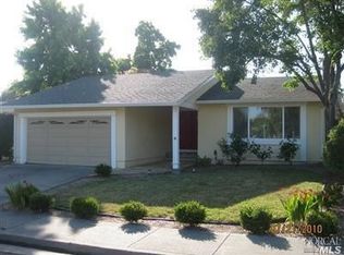 1439 Ivy Ln, Petaluma, CA