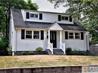 11 Mimi Rd, Old Bridge, NJ 08857