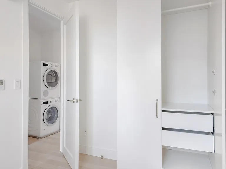 217 Thompson St #20 — Photo 3