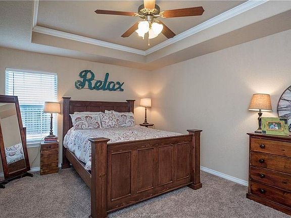 4th image of 921 Crystal Dove Ave