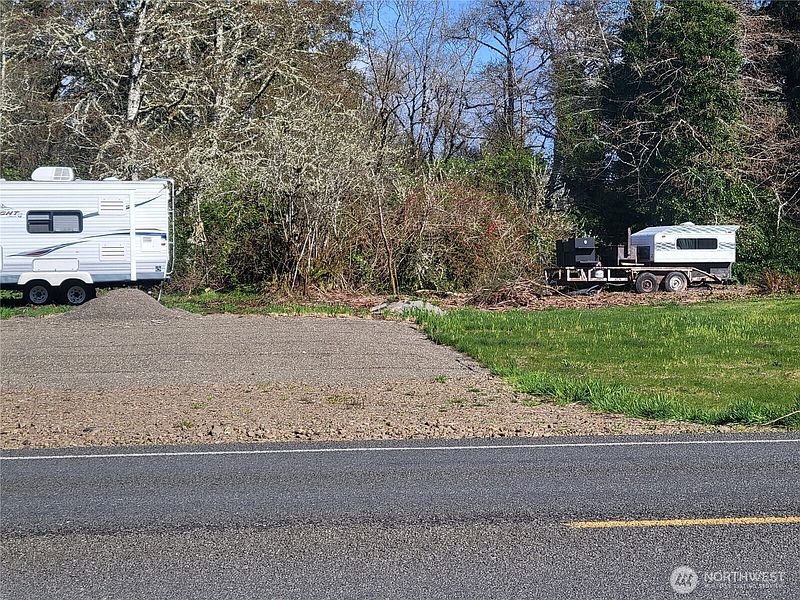 2nd image of 10558 Sandridge Road