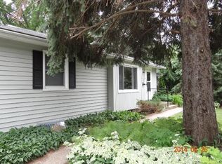 7919 Cedar Lake Rd, Saint Louis Park, MN 55426