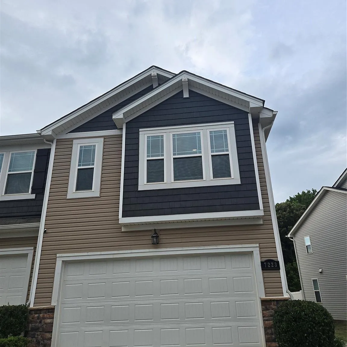 3 bed, 2.5 bath, $2,500 — Photo 1