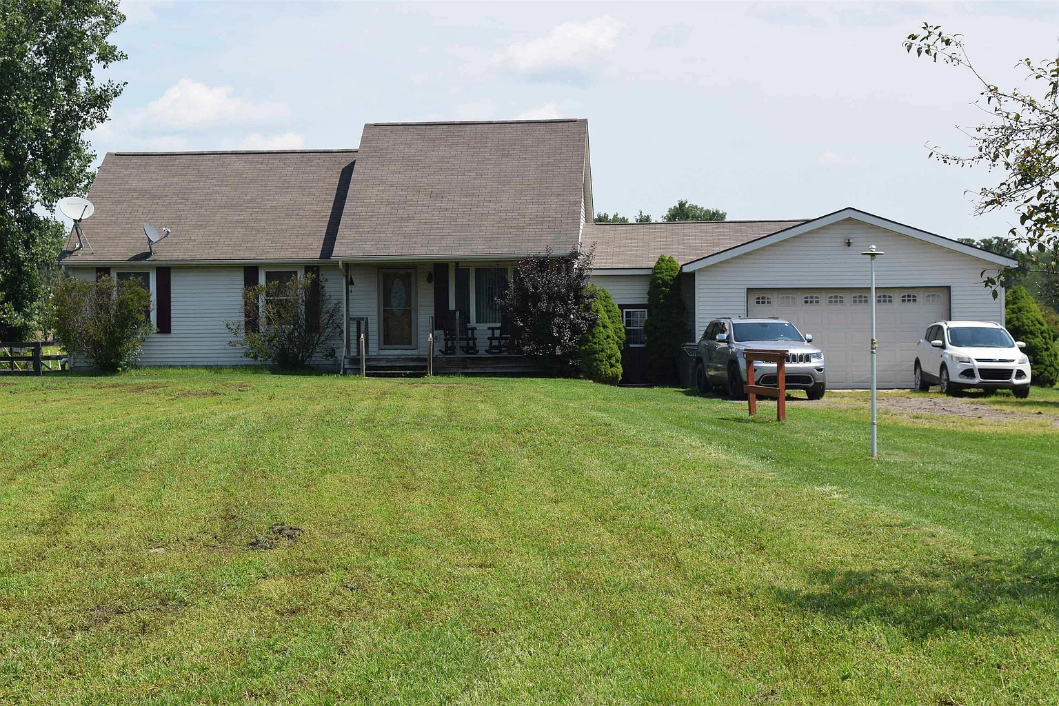 1783 River Bend Dr photo 1