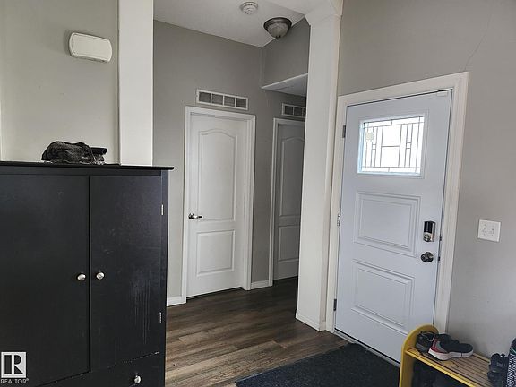 5th image of 5273 50th St