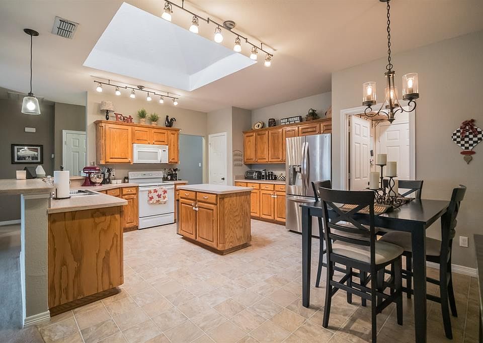 1st image of 2406 Timber Cove Dr