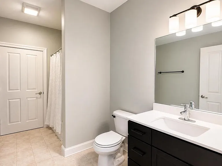 1905 N Water St #205 — Photo 11